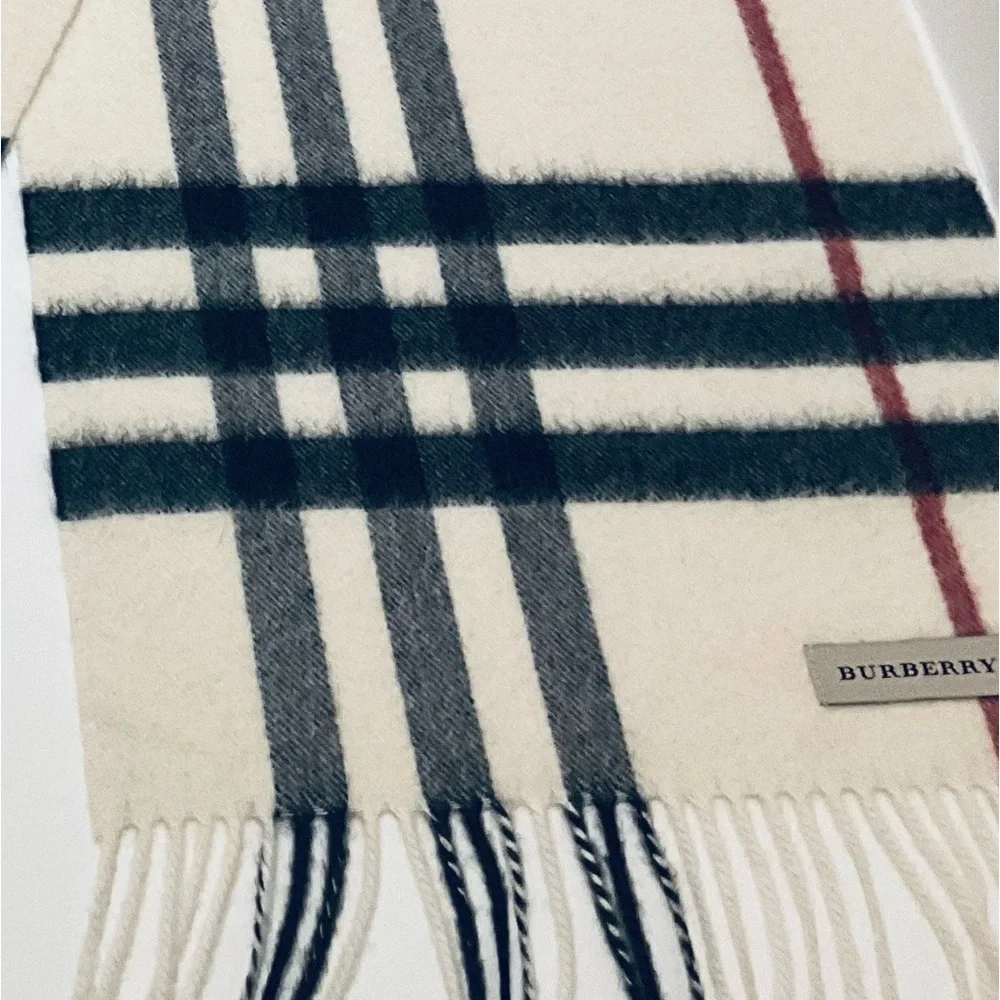 BURBERRY CASHMERE IVORY CHECK SCARF - Picture 5 of 6
